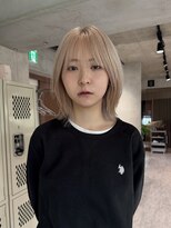 ハイプ(HYPE)&nbsp;ブリーチ＆ダブルカラー/ミディアムレイヤー/ブロンドベージュ