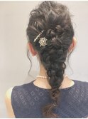 編み込みヘアアレンジ