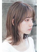 リベルテ銀座　20代大人フェンミンベージュ×くびれミディアム