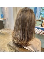 トワイロ(TOWAIRO)&nbsp;グレージュハイライト