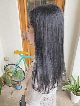 パディントン(Paddington) 上品さ漂う【綺麗めシルバーグレー】絶妙な色落ちも楽しんで♪