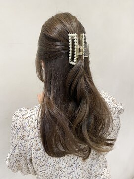 ザック ヴィ(ZACC  vie) デートアレンジ / ハーフアップアレンジ