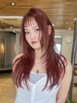 エイン(EYN) アプリコットピンク/レイヤーカット/オン眉前髪/20代