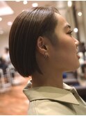 大人女性/刈り上げ/格好いい/ボブ/ショート