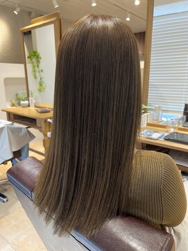 アマレット(Amaretto) 【ツヤ髪×オリーブベージュ】