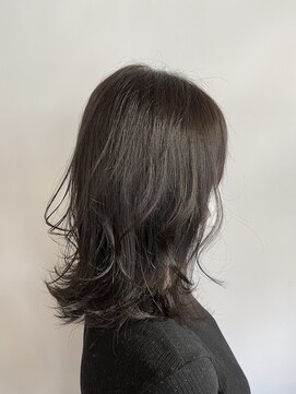 ラ ヴェラー(La valeur) ふんわり軽いレイヤースタイル