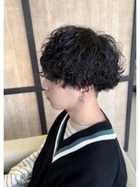 メンズギフト(men's GIFT)&nbsp;刈り上げツーブロック波巻きスパイラルパーマメンズマッシュ