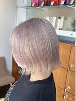 イルミ(iLUMi)&nbsp;iLUMi　×　ホワイトシルバー