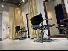 スペシャルズ(specials)の雰囲気(カーテンで仕切られて半個室サロン)