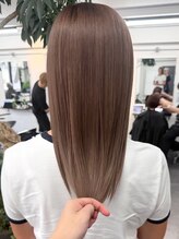 レジスタ バイ ジルブラン 高崎(REGISTA by JIL BLAN)&nbsp;高崎髪質改善ハイライトバレイヤージュケアブリーチ30代40代