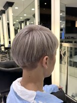 エアー 銀座タワー(AIR)&nbsp;メンズカット/ブリーチ/ホワイト/ミルクティー