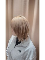 アンチェ(Anche)&nbsp;ホワイトベージュ×レイヤーカット