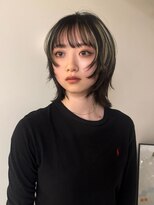 イェン(Yen.)&nbsp;ミディアムレイヤーシャギーウルフデザインカラーハッシュカット