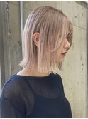 切りっぱなしボブタッセルボブハイトーンカラーミディアムボブ