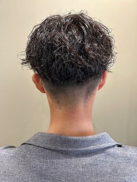 ザメンバイリオス(THE MEN. BY LIOS) 無造作がカッコイイツイスパマッシュ