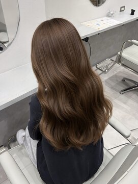 ヴィヒタ 川越 本川越(VIHTA.) ブリーチカラーショコラベージュ×艶髪似合わせカット川越本川越