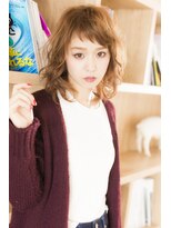 プライズ 表参道原宿店(prize)&nbsp;小顔ゆるふわセミディ、無造作ウェーブカール【表参道/原宿】