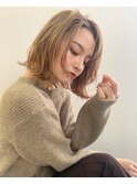 前髪/オリーブベージュ/ショートボブ/ハイトーン/グレーベージュ