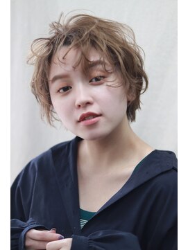 リコ(liko) 【liko】ハイトーンベージュショート