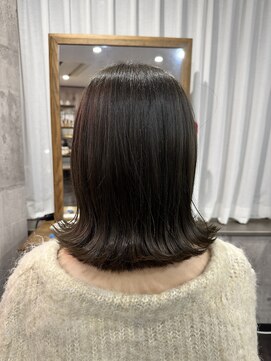 トゥーミー(to mee) 自然な質感×外ハネ【小松】