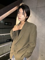 メンズロング韓国ヘア