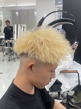 ネクストゼロ(NEXT zerO) ブリーチパーマ