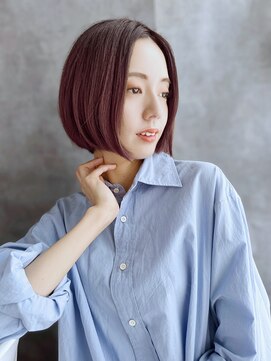 アーク(ARC+) 大人かわいいミニボブ　ハイトーンカラー