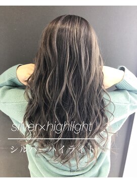 アンジェ(Ange) ハイライト、エクステ、アッシュ、グラデーション、インナー