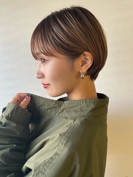 リノショアーズ 元町店(RINOSHORES) 20代30代大人可愛いアッシュベージュくびれボブ耳掛け透明感