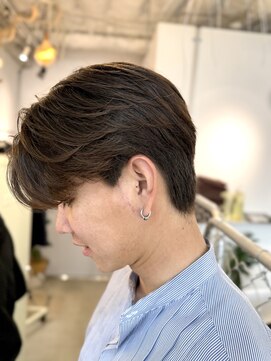 バーン(Boum.) 毛流れニュアンスパーマ