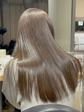 ディプティモイラ(dipty MOILA) ハイ透明感カラーミネコラ【TAKANE】