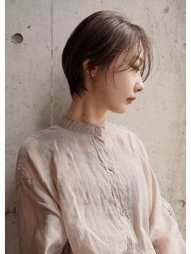 ヨーク(YOKE) 大人ショートヘアハンサムレイヤー前髪くびれボブ20代30代40代