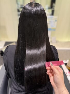 リー 尼崎(Lee) 髪質改善カラー艶カラートリートメントレイヤーカットハイトーン