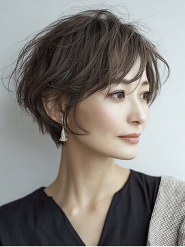 ハーツ(Heart's) 白髪ぼかし脱白髪染め似合わせショートボブ40代50代60代