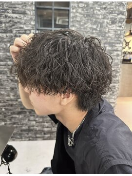ステラ(STELLA) メンズパーマ/メンズカット/眉毛サロン/ツイストスパイラル