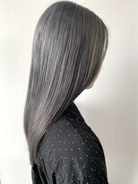 ヨクヘアーギオン(Yok hair GION)&nbsp;【セミロング（髪質改善）】×【シルバーグレー】