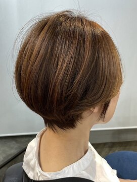 グレープバイン(GRAPEVINES) 大人かわいい丸みショートボブ