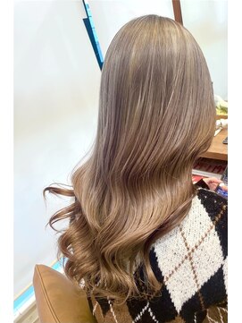 リノナ(Linona) ロングショートワンカールパーマカーキグレージュ前髪錦糸町