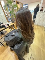 クク(coucou)&nbsp;夏に涼しく軽やか流れるレイヤースタイル