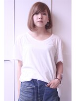 シャカ(SHAKA) 大人可愛い前下がりボブ☆ひし形シルエット エアリーショート