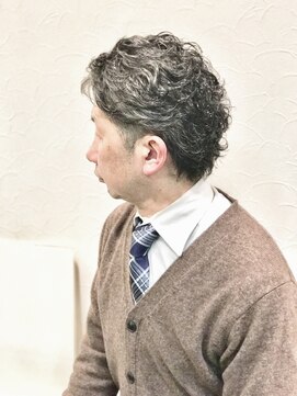 オムヘアーバイグルーマーズ(HOMME HAIR by GROOMER/S) ジェントル・グランジカーリー・Hommehair2nd櫻井