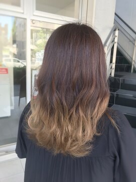 ナトゥーラ 星ヶ丘店(Natura) 柔らかグラデーションカラー