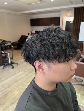 レガ(le ga) カット縦落ちパーマ