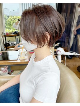 バンプ ギンザ(BUMP GINZA) 30代、40代/丸みくびれショートボブ×白髪染めハイライト/大宮