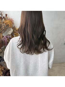 ミント(mint) 透明感、柔らかさを！オリーブグレージュ！