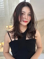 サイン 渋谷(SIGN)&nbsp;ザクザクレイヤーカット巻き方簡単ミディアムロング韓国表参道