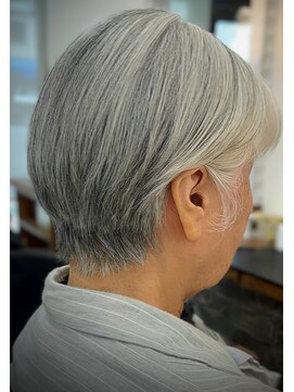 エモーション emotion hair 耳かけショート