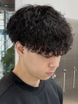 フィフス 原宿(fifth)&nbsp;原宿ゆるめ波巻きスパイラルパーマメンズカットラウンドマッシュ