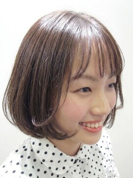 ジャッカ(giacca) 大人ボブスタイル