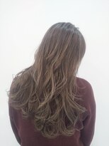 ラフューネ ヨコハマ(Raffune Yokohama)&nbsp;シルバーベージュ//Raffune Yokohama 齋藤　志保